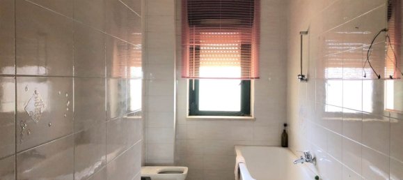 4غرفة شقة في Caserta, Italy رقم 6163 28