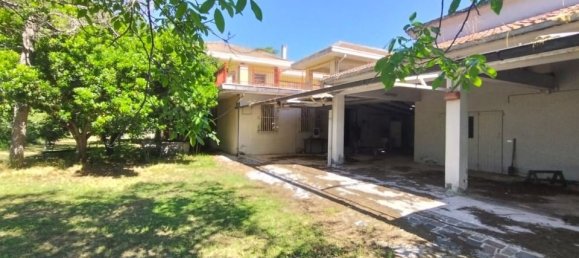 6 Schlafzimmer Villa in San Giovanni Teatino, Italy, Nr. 266185 16