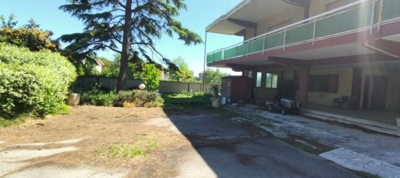 6 Schlafzimmer Villa in San Giovanni Teatino, Italy, Nr. 266185 9