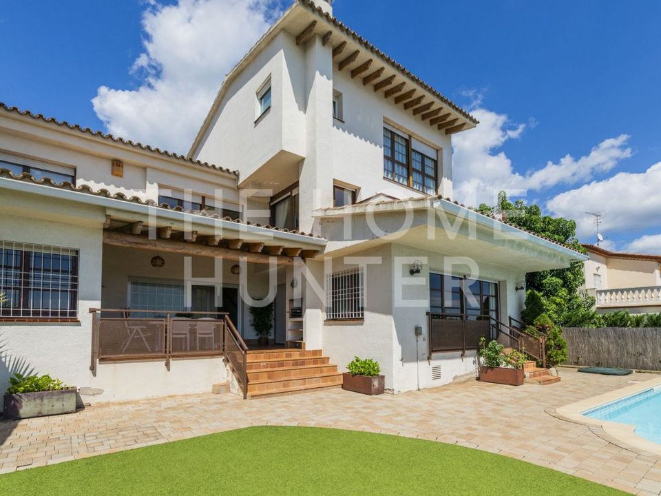 7 bedrooms Villa in Sant Andreu de Llavaneres, Spain No. 262707