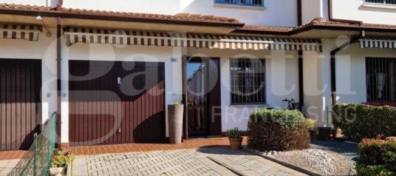 5 rooms House in Malalbergo, Italy No. 40450 23