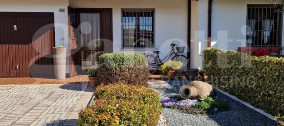 5 rooms House in Malalbergo, Italy No. 40450 24