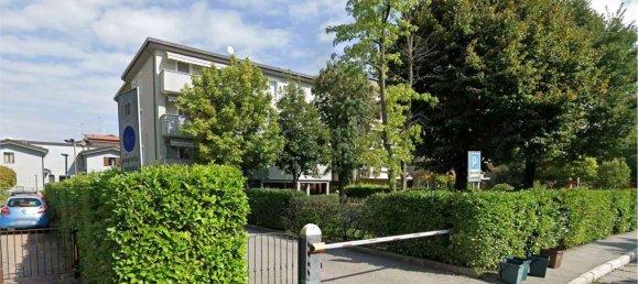 Apartamento de 4 dormitorios en Montichiari, Italy No. 364297 8