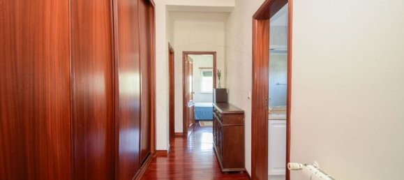 4 bedrooms House in Rio de Mouro, Portugal No. 178055 8