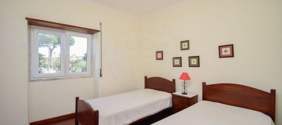 4 bedrooms House in Rio de Mouro, Portugal No. 178055 11