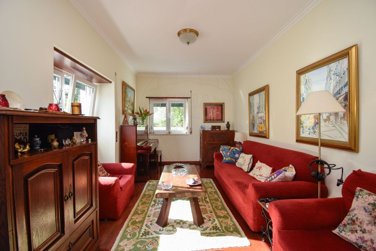 4 bedrooms House in Rio de Mouro, Portugal No. 178055