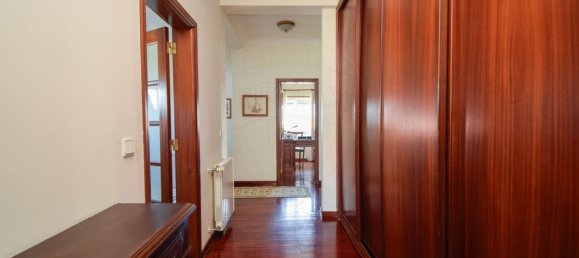 4 bedrooms House in Rio de Mouro, Portugal No. 178055 6