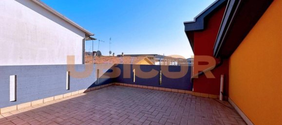 6-salle Appartement à Albignasego, Italy No. 35998 10