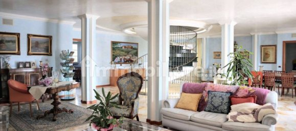 10 chambres Villa à Montecarlo, Italy No. 51018 13