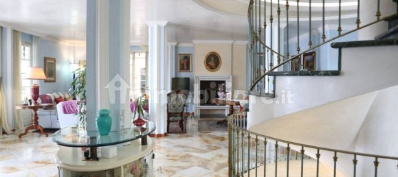 10 chambres Villa à Montecarlo, Italy No. 51018 11