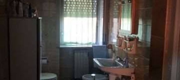 Квартира с 2 спальнями в Кайрате, Италия № 261830 11