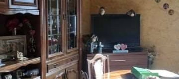 Квартира с 2 спальнями в Кайрате, Италия № 261830 5