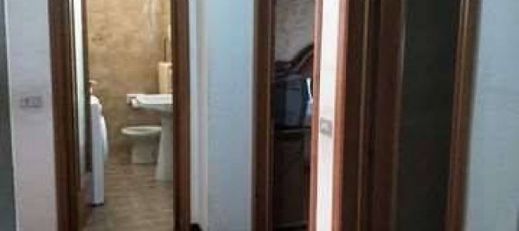 Квартира с 2 спальнями в Кайрате, Италия № 261830 7