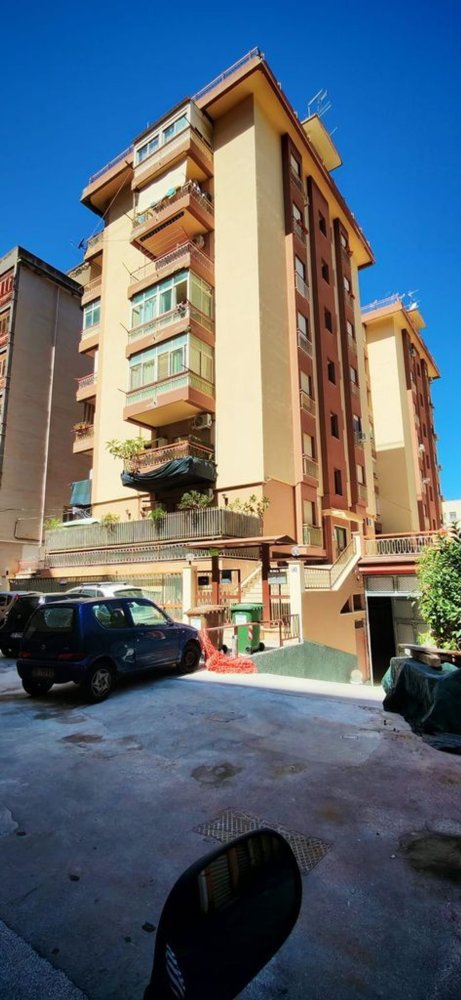 Garage in Palermo, Italy 18m², Nr. 331320