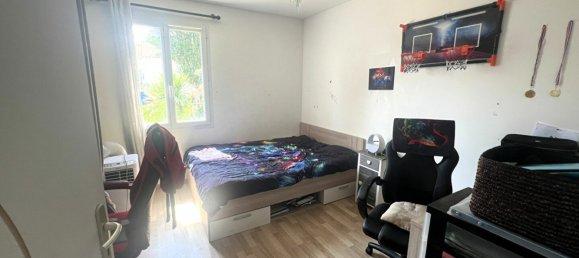 Casa de 3 dormitorios en Saint-Jean-de-Liversay, France No. 357407 4