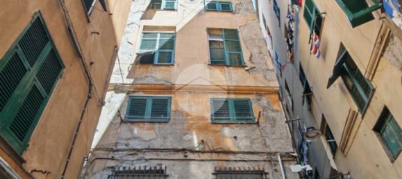 2 bedrooms Apartment in Genoa, Italy No. 353045 11