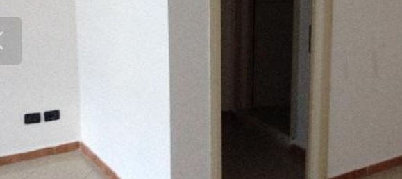 Bureau à Casalnuovo di Napoli, Italy 50m² No. 253931 5