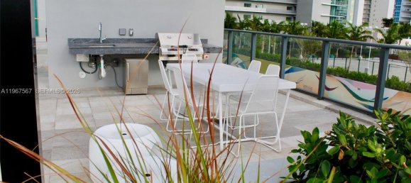 1 dormitorio propiedad comercial en venta en Miami, Miami-Dade, Florida, USA № 614417 24
