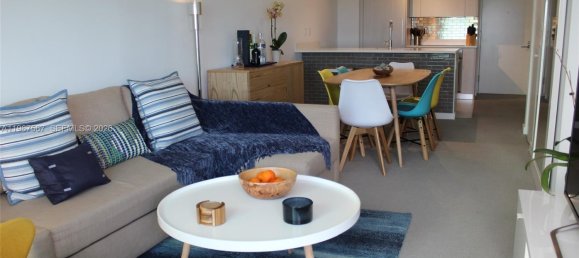 1 dormitorio propiedad comercial en venta en Miami, Miami-Dade, Florida, USA № 614417 9