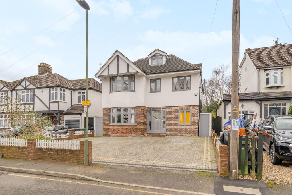 4 bedrooms House in Beckenham, United Kingdom No. 3005