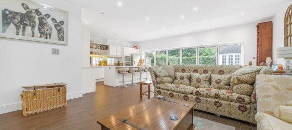 4 bedrooms House in Beckenham, United Kingdom No. 3005 5