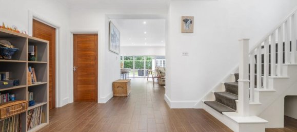 4 bedrooms House in Beckenham, United Kingdom No. 3005 3