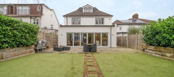 4 bedrooms House in Beckenham, United Kingdom No. 3005 27