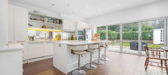 4 bedrooms House in Beckenham, United Kingdom No. 3005 2