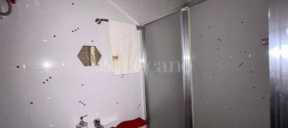 70m² Commercial property in Fiumicino, Italy No. 283455 9