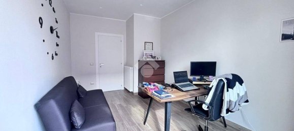 6 غرف نوم فيلا في Casandrino, Italy رقم 80578 18