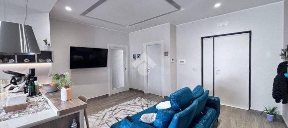 6 غرف نوم فيلا في Casandrino, Italy رقم 80578 16