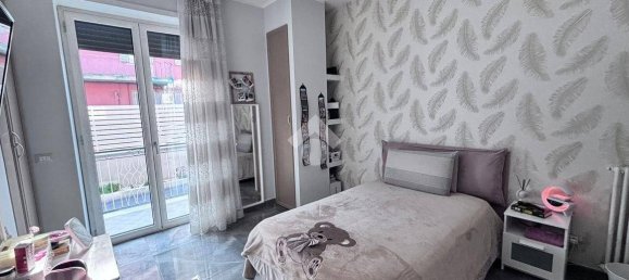 6 غرف نوم فيلا في Casandrino, Italy رقم 80578 30