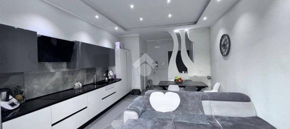 6 غرف نوم فيلا في Casandrino, Italy رقم 80578 6