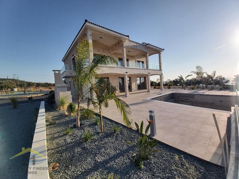 4 Schlafzimmer Villa in Agios Georgios, Cyprus, Nr. 10537