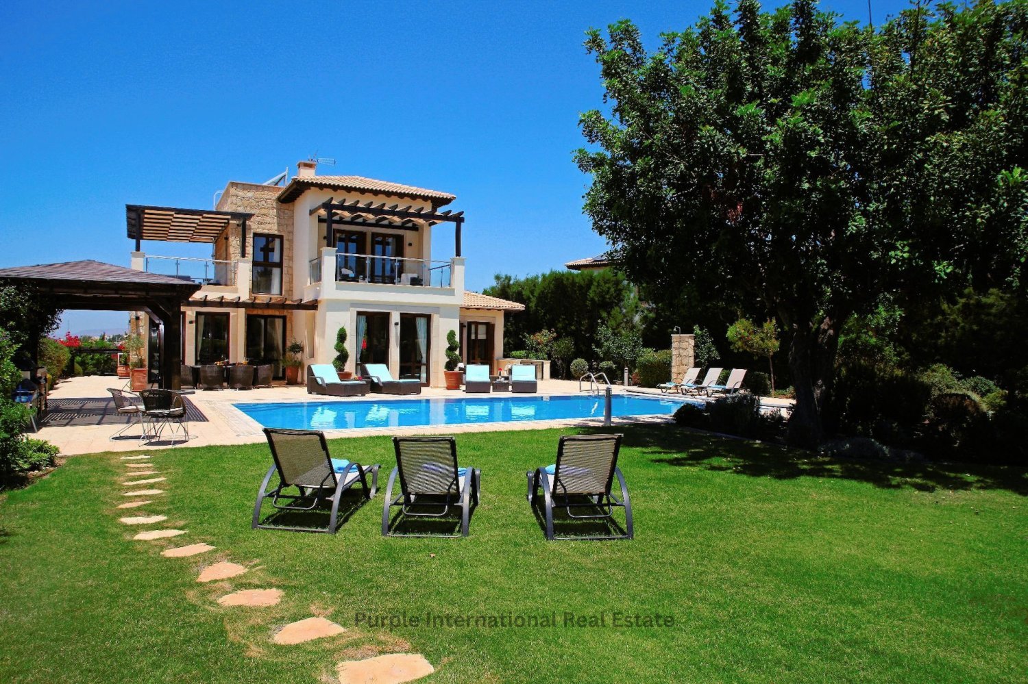 4 bedrooms Villa in Aphrodite Hills, Cyprus No. 22095