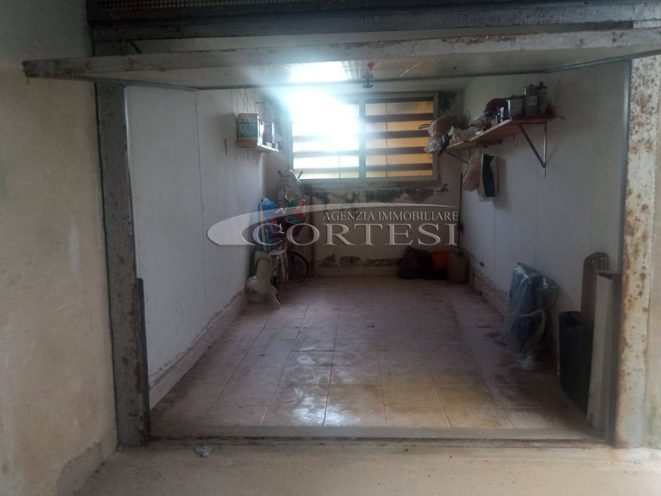  مرآب في Senigallia, Italy 15متر مربع رقم 174840