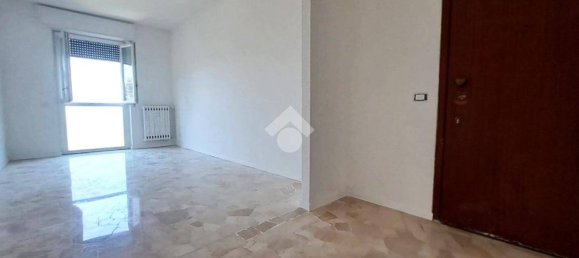 1 bedroom Apartment in Concorezzo, Italy No. 270299 4