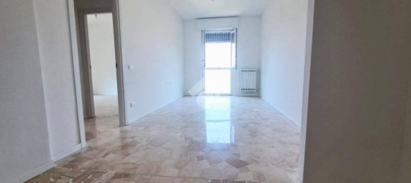 1 bedroom Apartment in Concorezzo, Italy No. 270299 3