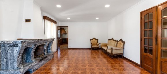 Casa de 4 dormitorios en Santa Maria da Feira, Portugal No. 199741 6