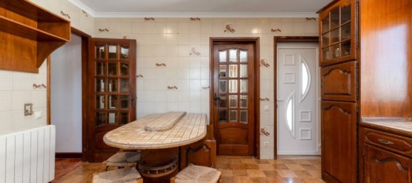 Casa de 4 dormitorios en Santa Maria da Feira, Portugal No. 199741 9