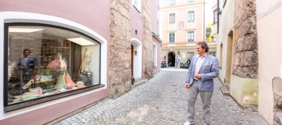 90m² Commercial property in Hall in Tirol, Austria No. 129116 3