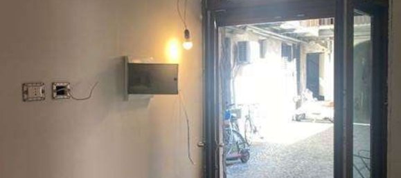 Квартира с 2 комнатами в Комо, Италия № 3011 8