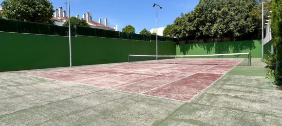 Apartamento de 4 dormitorios en Jerez de la Frontera, Spain No. 157723 31