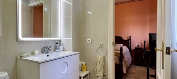 Apartamento de 4 dormitorios en Jerez de la Frontera, Spain No. 157723 18