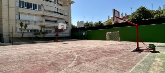 Apartamento de 4 dormitorios en Jerez de la Frontera, Spain No. 157723 30