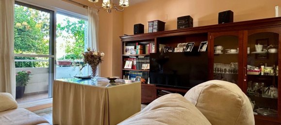 Apartamento de 4 dormitorios en Jerez de la Frontera, Spain No. 157723 8