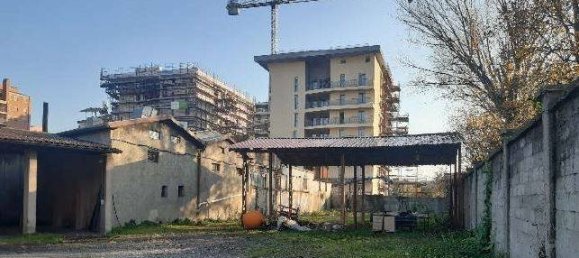 6 chambres Bâtiment à Milan, Italy No. 268296 30