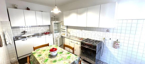 2 Schlafzimmer Haus in Casina, Italy, Nr. 327516 2