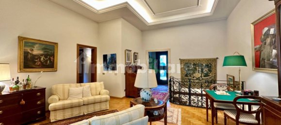 4 Schlafzimmer Haus in Rome, Italy, Nr. 129570 4