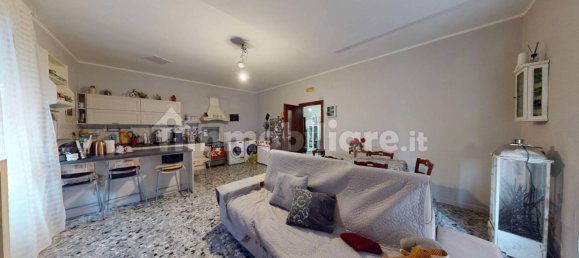 3 chambres Appartement à Casalnuovo di Napoli, Italy No. 191784 4